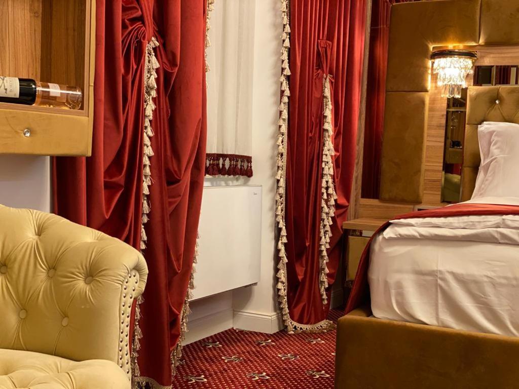 Vila Imperial One Luxury Boutique Hotel Făgăraş Buitenkant foto