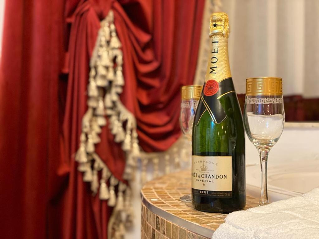 Vila Imperial One Luxury Boutique Hotel Făgăraş Buitenkant foto