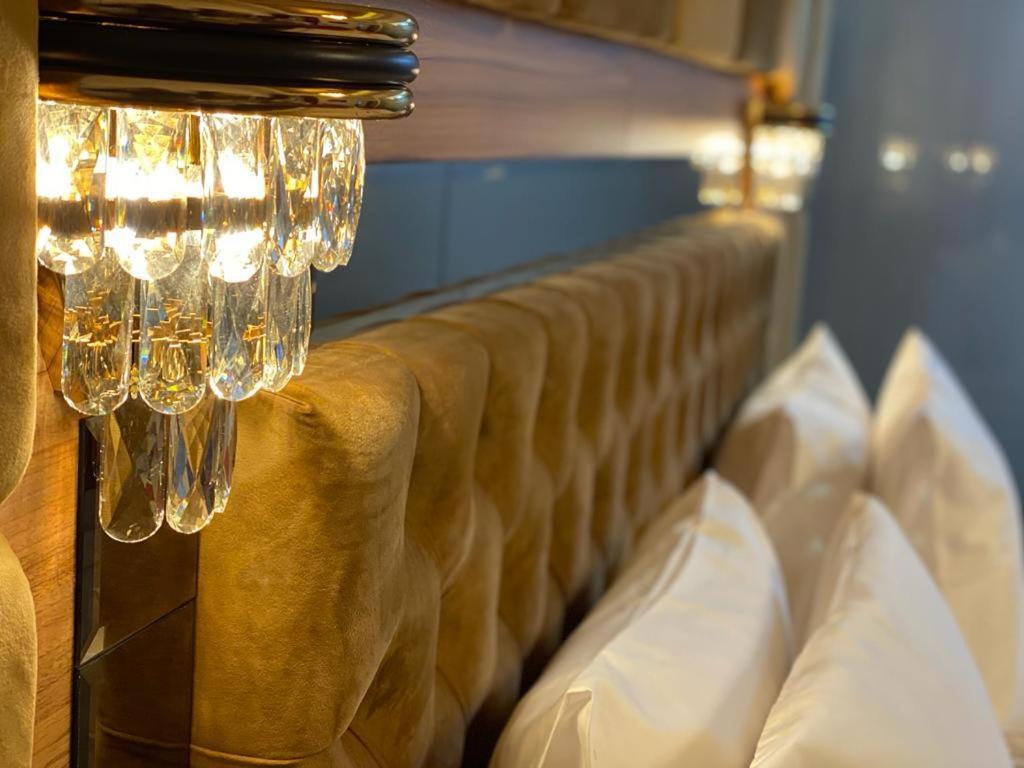Vila Imperial One Luxury Boutique Hotel Făgăraş Buitenkant foto