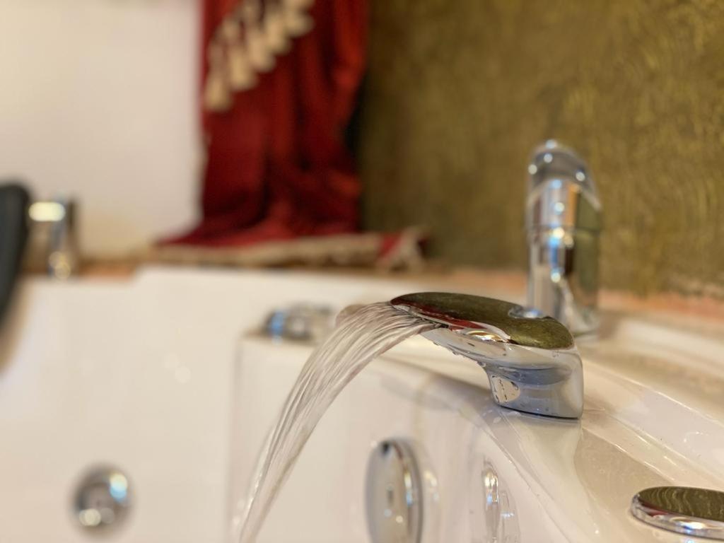 Vila Imperial One Luxury Boutique Hotel Făgăraş Buitenkant foto