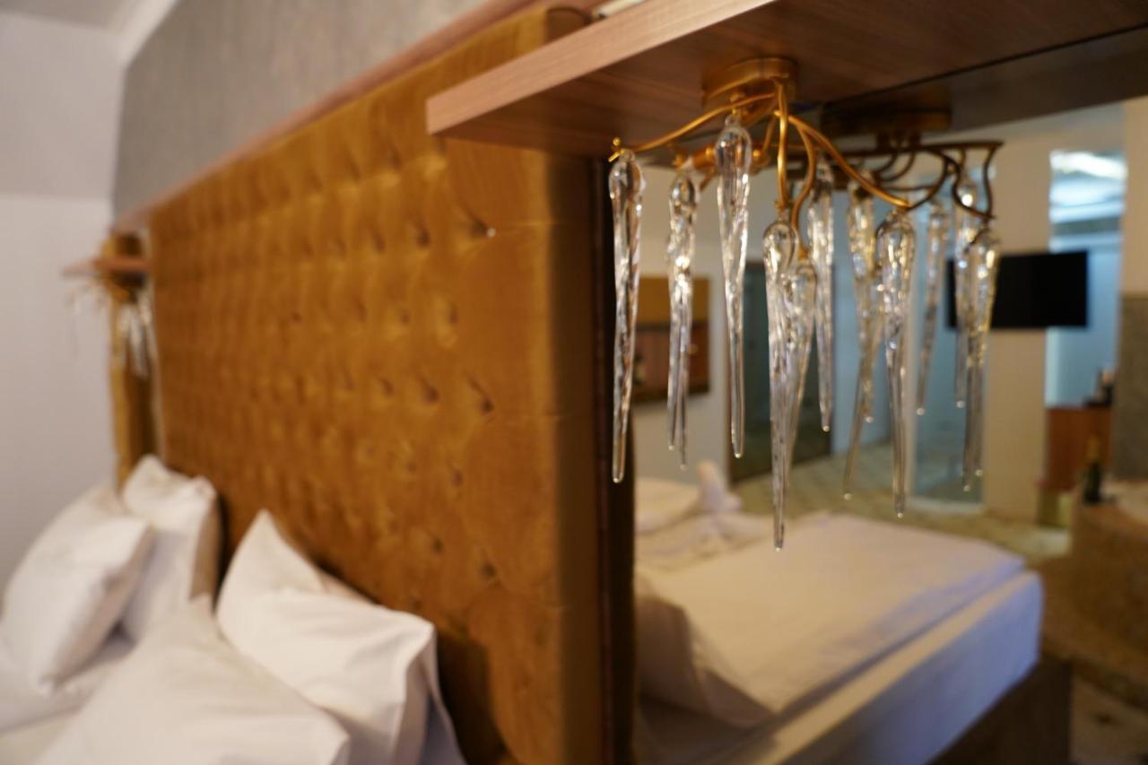 Vila Imperial One Luxury Boutique Hotel Făgăraş Buitenkant foto