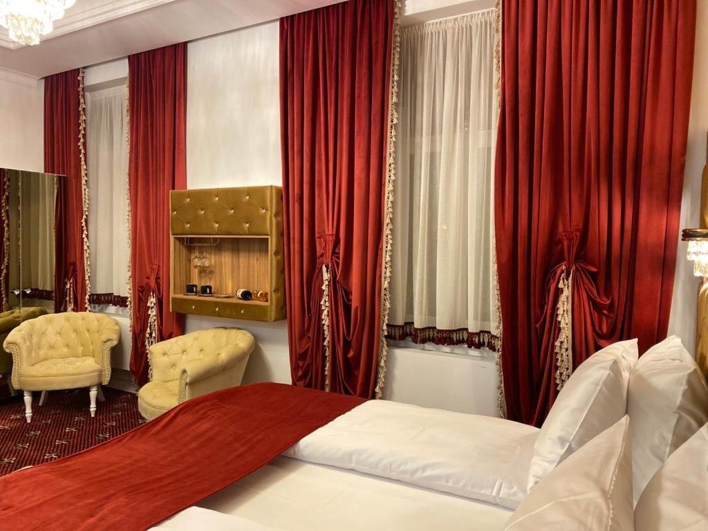 Vila Imperial One Luxury Boutique Hotel Făgăraş Buitenkant foto
