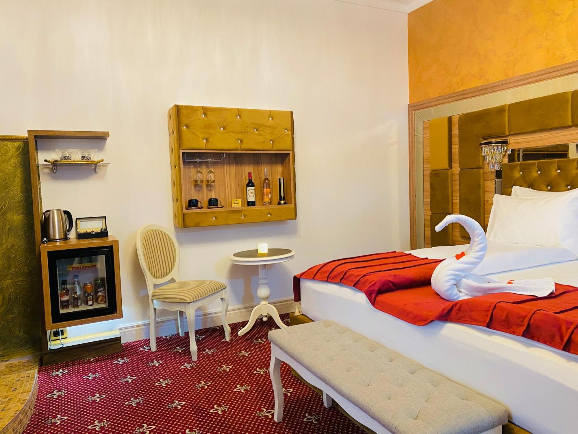 Vila Imperial One Luxury Boutique Hotel Făgăraş Buitenkant foto