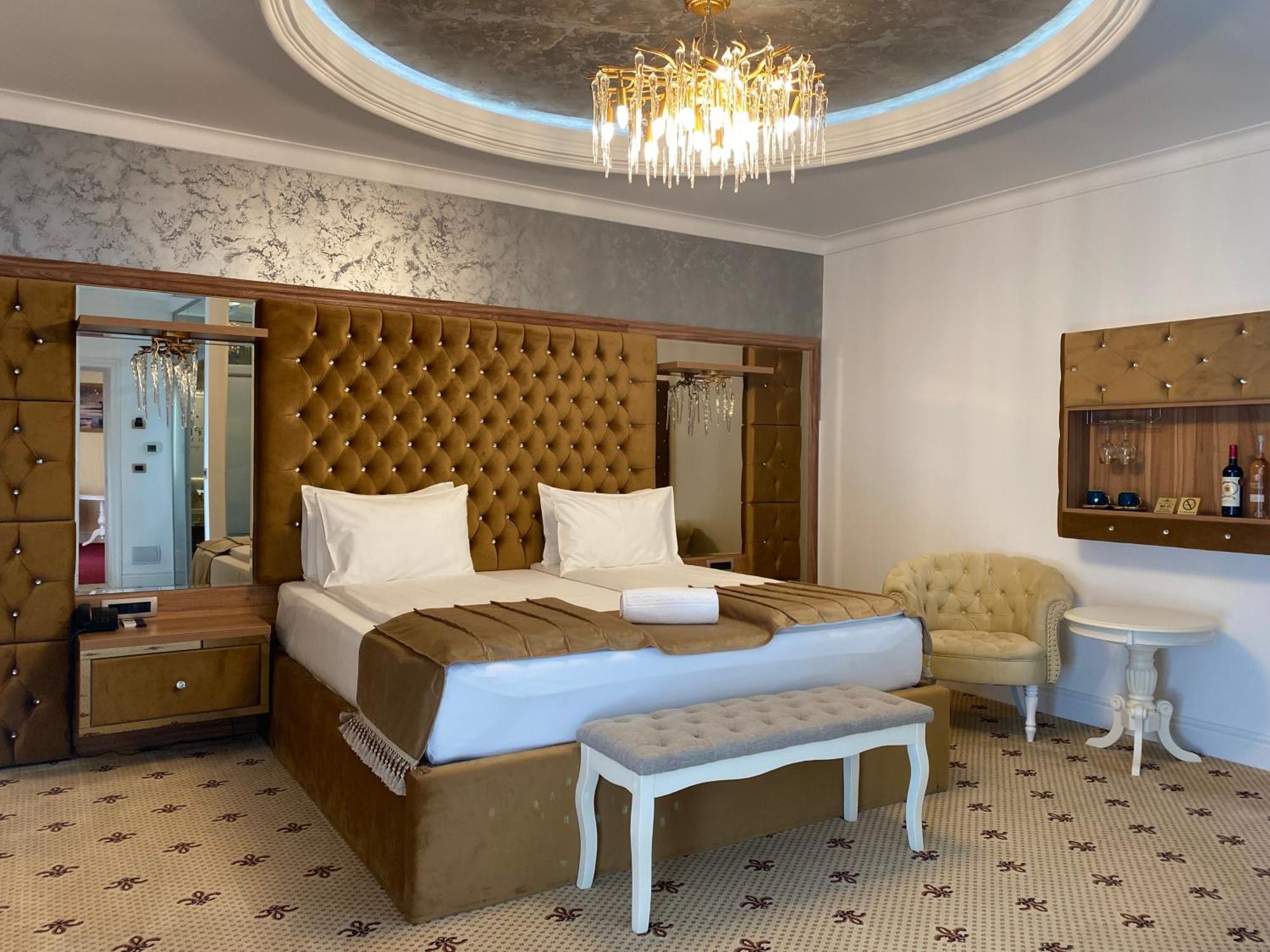 Vila Imperial One Luxury Boutique Hotel Făgăraş Buitenkant foto